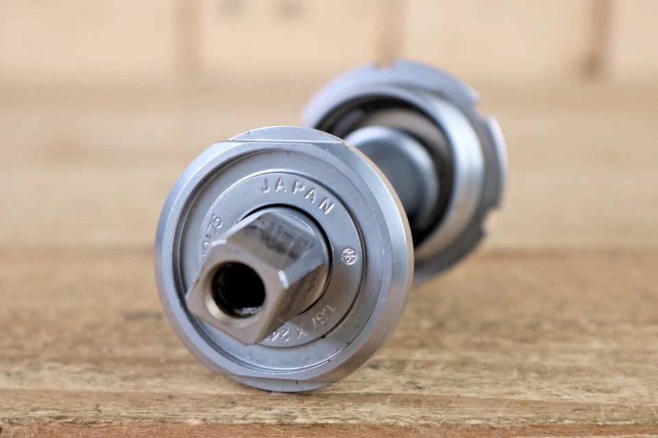 Sugino 75 NJS 109mm Bottom Bracket 1.37 x 24 tpi BSC Vintage Retro Track Bike - Image 3 of 4