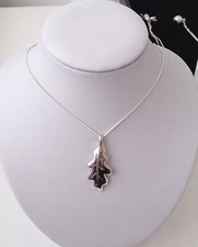 oak leaf pendant necklace solid Sterling Silver, adjustable chain, new. Box.