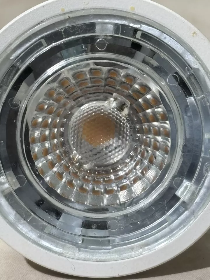 GE LED GU10 Bright White Indoor Floodlight Bulb 35w/3.5w 250 lumens 89020 - Image 3 of 3