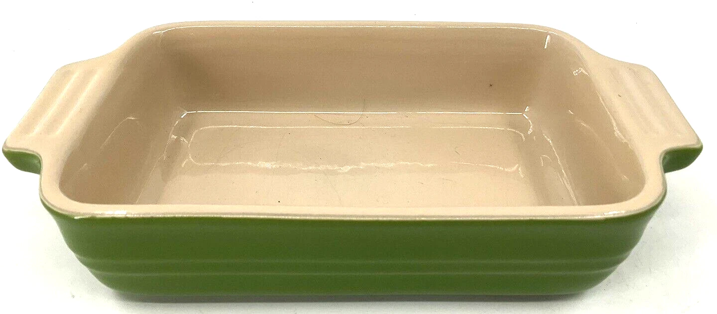 Me Creuset Mini Avocado Green Rectangular Baking Dish 7 X 5 1/2 Small 15-10