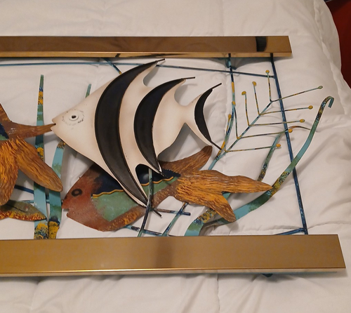 C. JERE METAL WALL SCULPTURE TROPICAL FISH AQUARIUM Signed 1997 - Picture 3 of 9