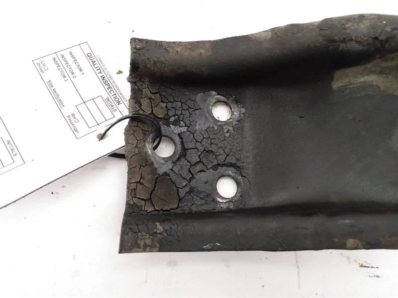 Gancho de reboque dianteiro VOLVO 245 WAGON compatível com ilhós 1975-1989 - Imagem 2 de 4