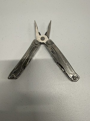 Leatherman 831426 Stainless Steel Multi Tool with Pocket Clip