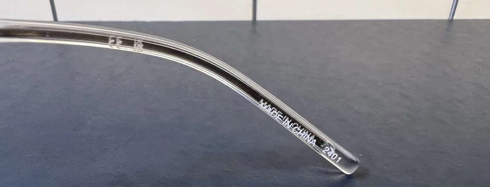 Monturas de gafas DKNY DK7008 010 52/17 135 para mujer negras tortuga Foto 4 de 4