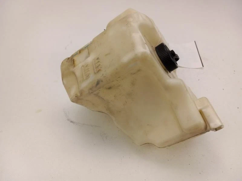 Nissan Máxima 2004-2008 depósito de refrigerante Foto 3 de 4