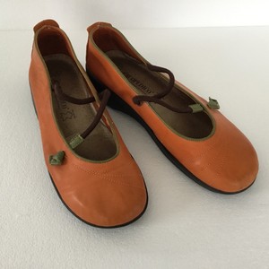 arcopedico mary jane shoes
