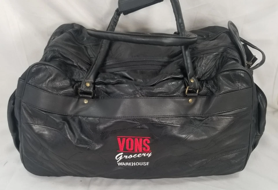 Maxam / Embassy * USA 23 Inch Lambskin Leather Tote Gym Bag Item LUL23 VONS NOS - Image 4 of 4