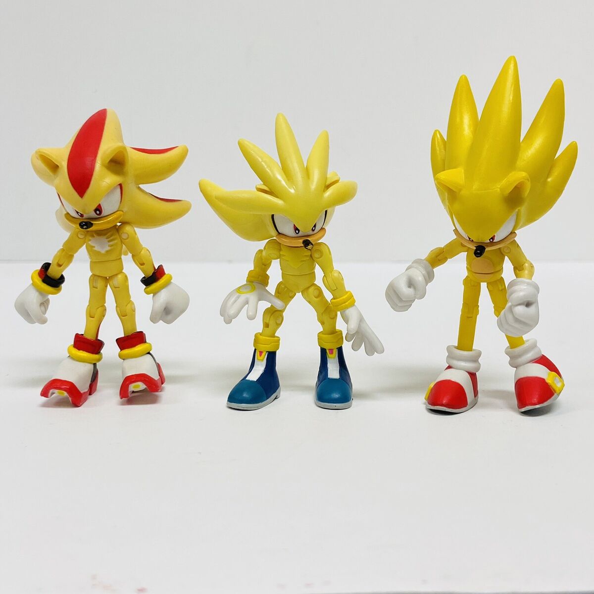 Jazwares Super Shadow Sonic the Hedgehog 3 figure Sonic 2 figure