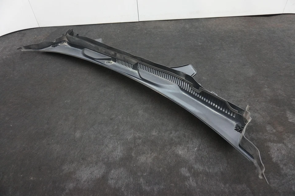 Front Wiper Cowl Grille Vent Trim Panel 51717388714 BMW M550I xDrive G30 2018-23 - Image 2 of 4
