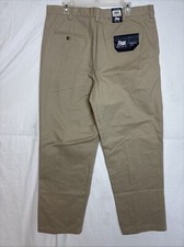 GH Bass & Co 38x32 British Khaki Wrinkle Free Twill Stain Resistant Flat Front