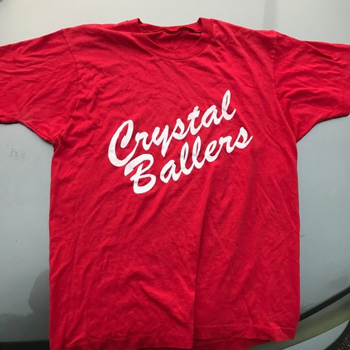 CRYSTAL BALLERS tshirt medium funny FREE SHIPPING!! - 第 1/2 張圖片
