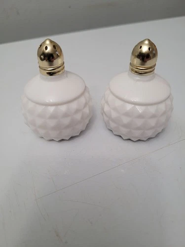 White Milk Glass Hobnail 2.5 Salt & Pepper Shakers Vintage Japan