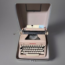 Vintage 1950's Beige Royal Quiet De Luxe Manual Portable Typewriter With Case thumbnail