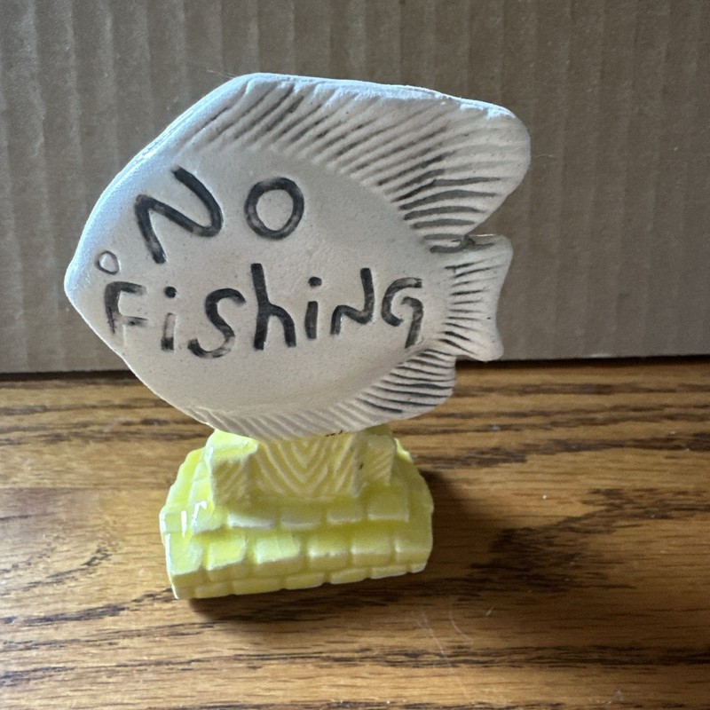 Vintage Aquarium Ceramic Sign “No Fishing”