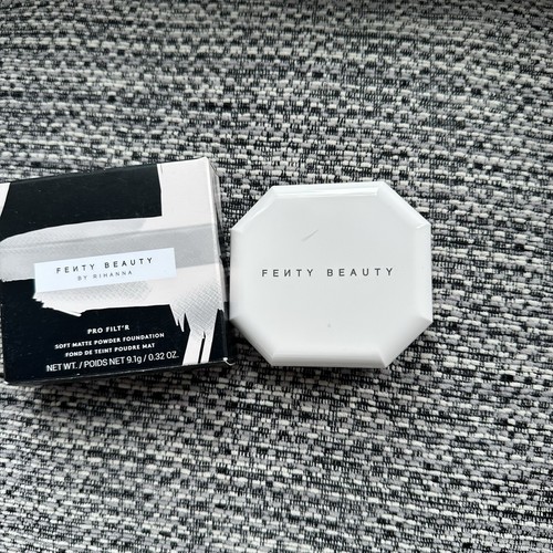 Fenty Beauty Pro Filt’r Soft Matte Powder Foundation - Shade 345 - Picture 3 of 4