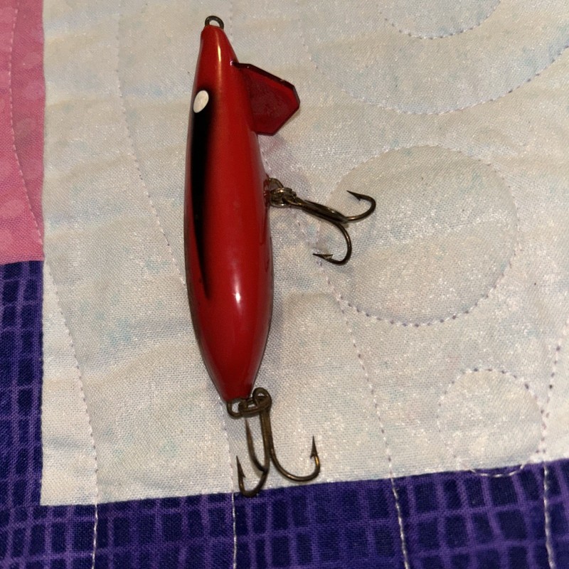 Vintage Tide Tested Red & Black Fishing Lure w/ Diving Lip & Treble Hooks