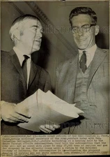1969 Press Photo Charles L. Poor with Rep. Cornelius Gallagher in Washington