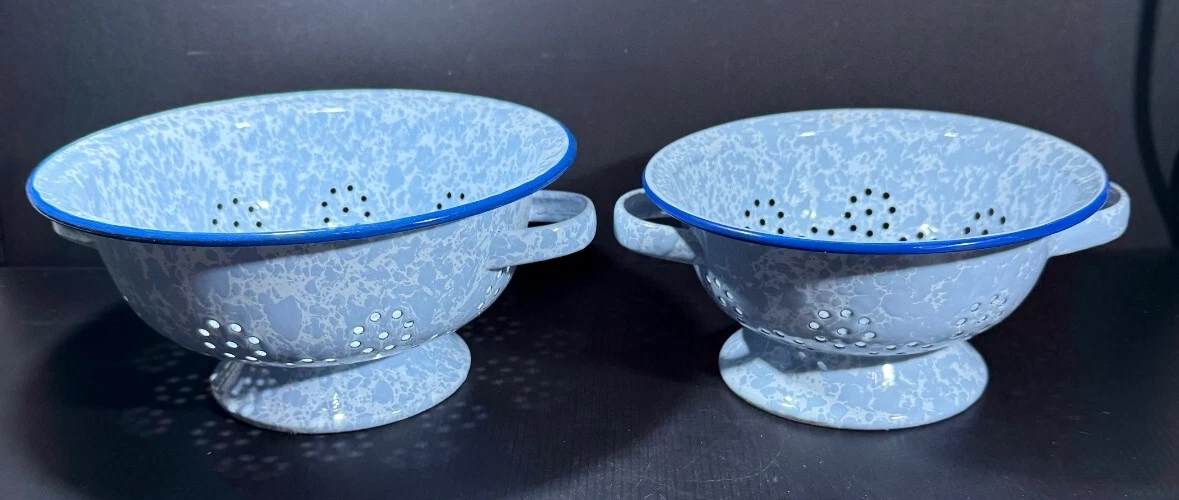 Pair of Blue/Gray/White Enamel Strainer Colanders 8' and 9-5/8" - New with Tags
Opens in a new windo
