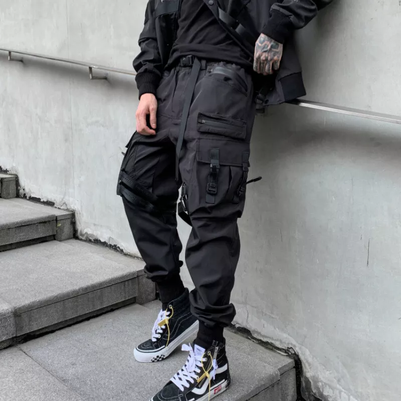 15 Stunning Cargo Pants Outfits for Men – Outfit Spotter