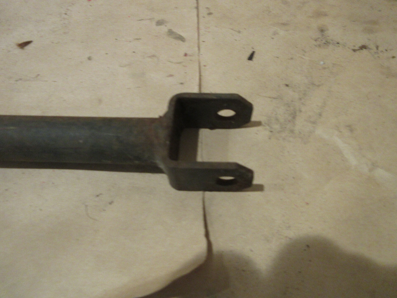 Ferrari Mondial  Shifter Control Shaft Assy P/N 114308 - 115567