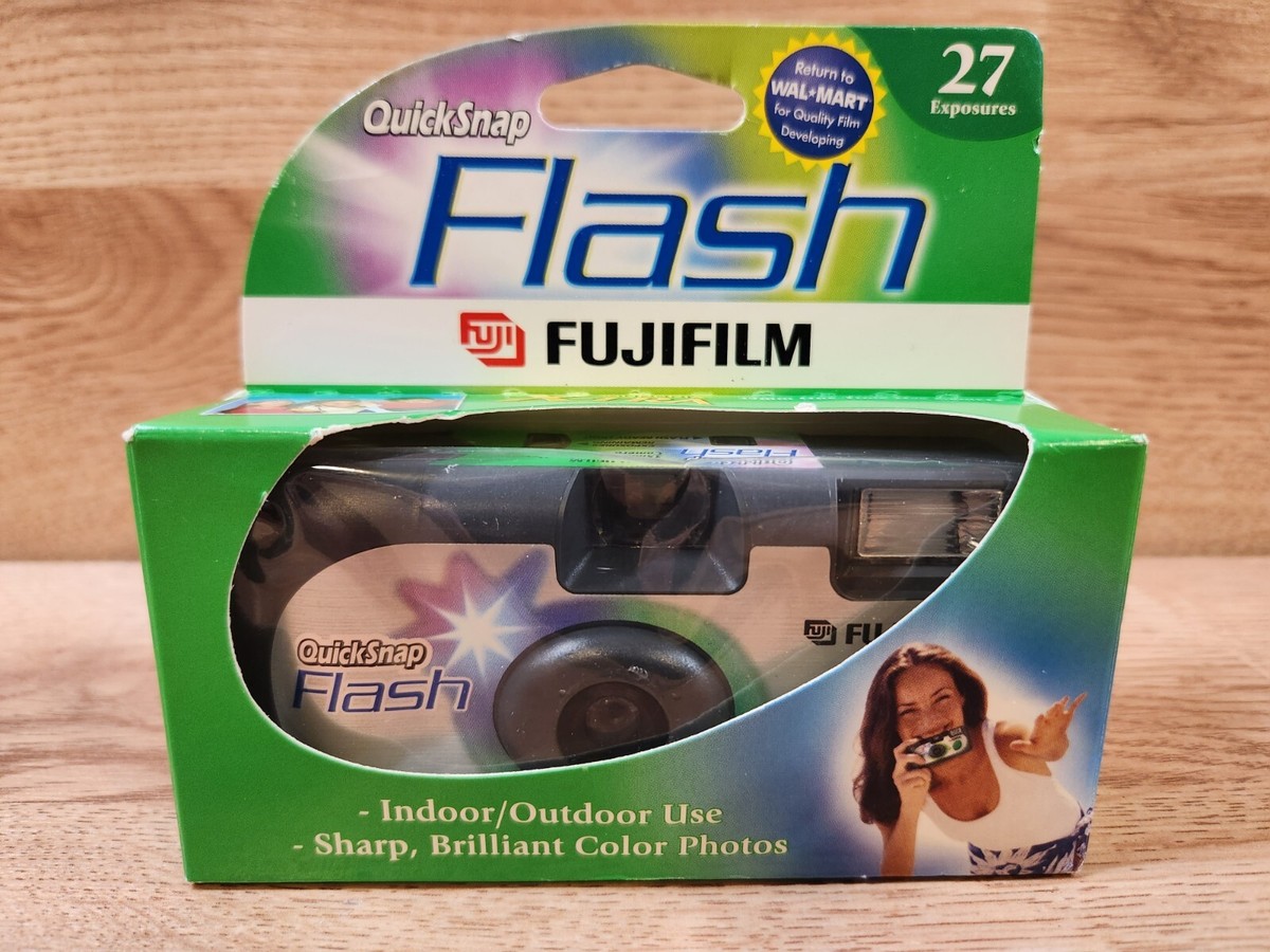Fujifilm QuickSnap Flash Disposable Camera 27 Exposures EXP 05/06