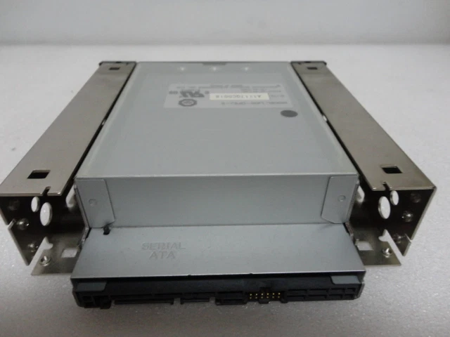 Quantum Panasonic DAT72 SATA Drive TE6100-002 CD72SH TE6000-001  LKM-DF5J-5 - Image 2 of 3
