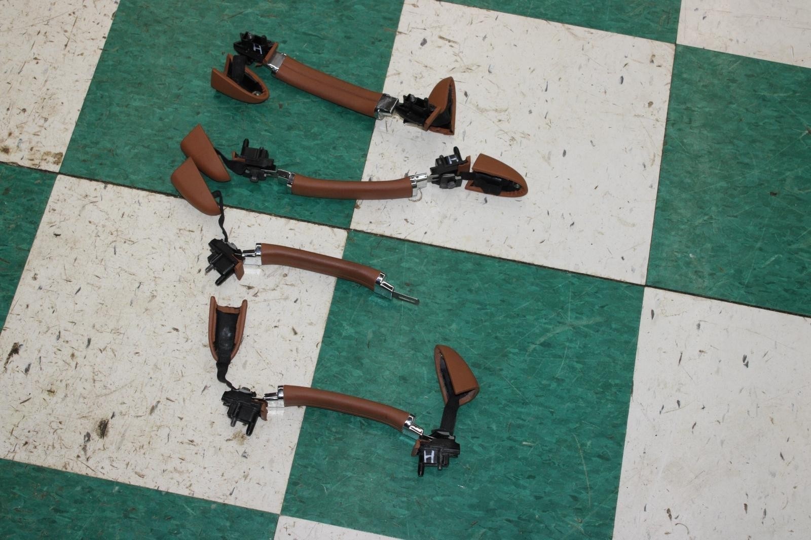 Bentley Flying Spur 2013-2018 Right Grab handles 4 pcs Brown