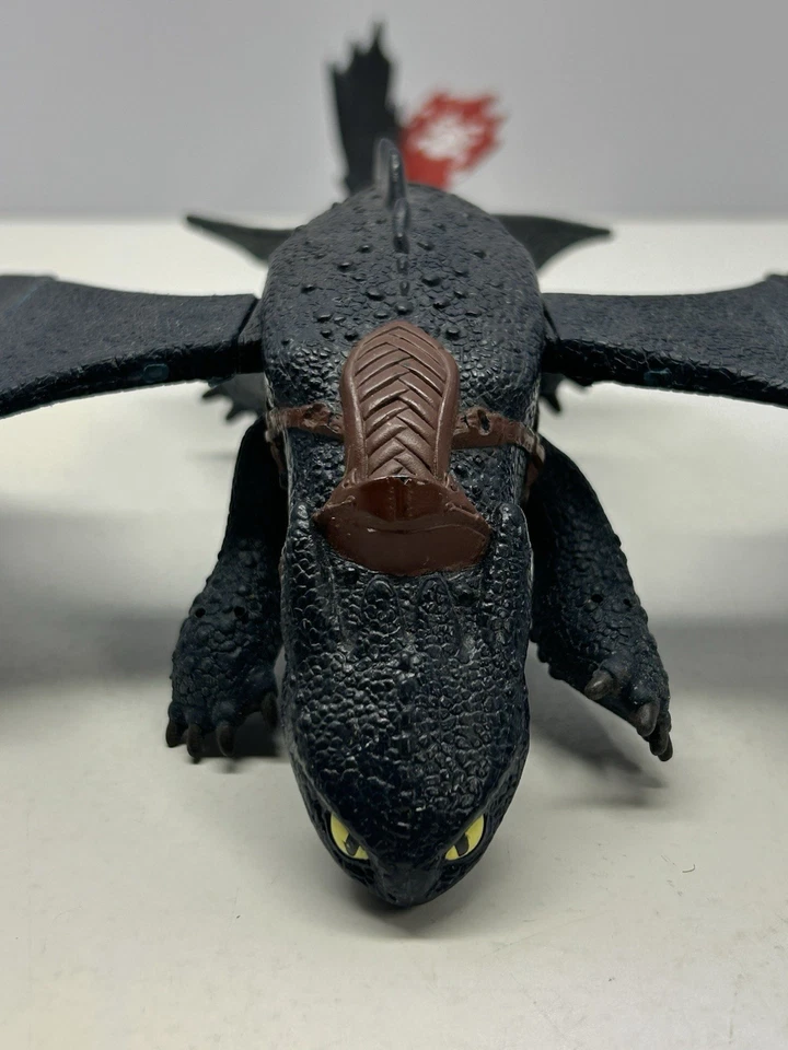Figura Furia Nocturna Desdentada 2010 DreamWorks Spin Master Cómo entrenar a tu dragón Foto 2 de 4