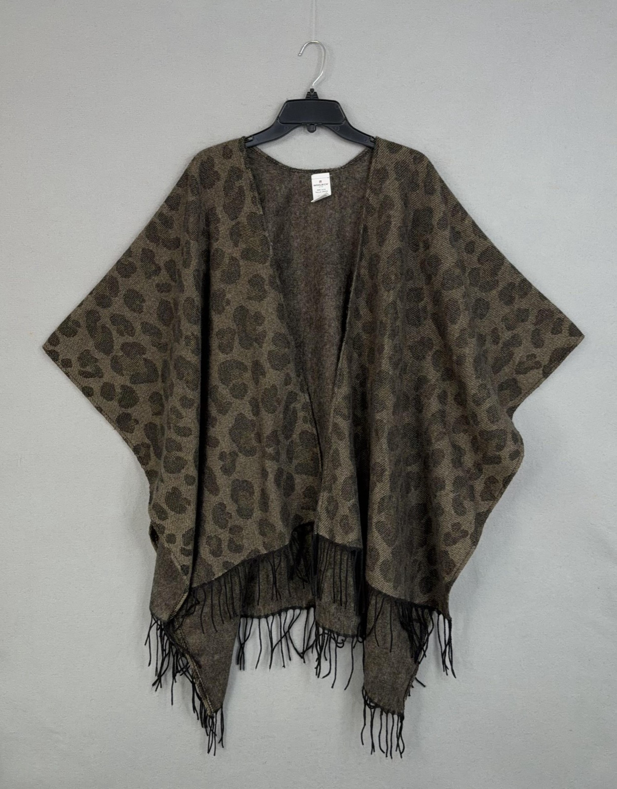 Woolrich Poncho Kimono Womens One Size Brown Leopard Fringe Cozy Wrap Shawl