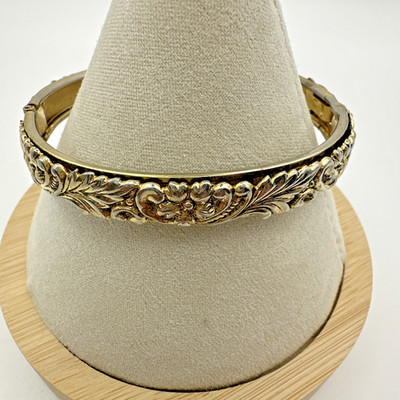 Gold Tone Repousse Bangle Bracelet Floral Retro Vintage Textured 7''