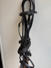 2 Trensen, 2 Bauchlatze, 1 Vorderzeug, Emmers Eigenmarke, schwarz, Gr. WB