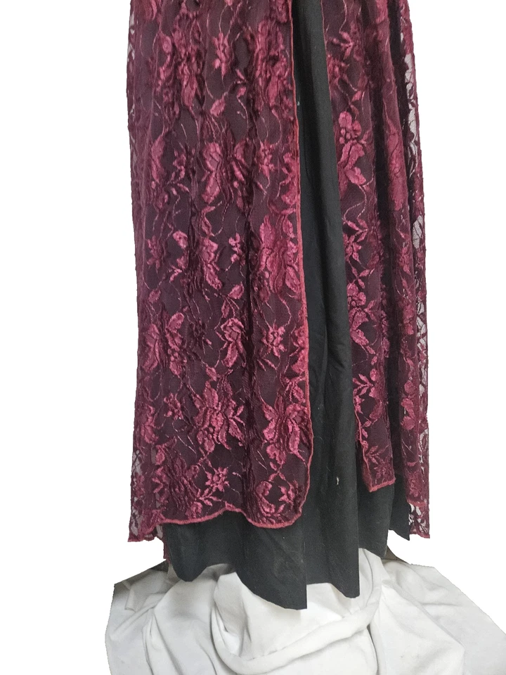 Vestido Regency JANE AUSTEN TITANIC PRETO com renda VERMELHA veja medidas - Imagem 3 de 4