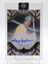 REGGIE JACKSON 2025 TOPPS TRANSCENDENT AUTOGRAPH /25 #TAC-RJA ATHLETICS Q4450