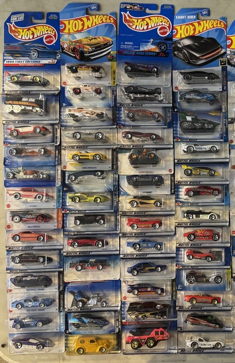 Hot Wheels Mix Lot of 100 Cars From Past To Present 1:64 Scale