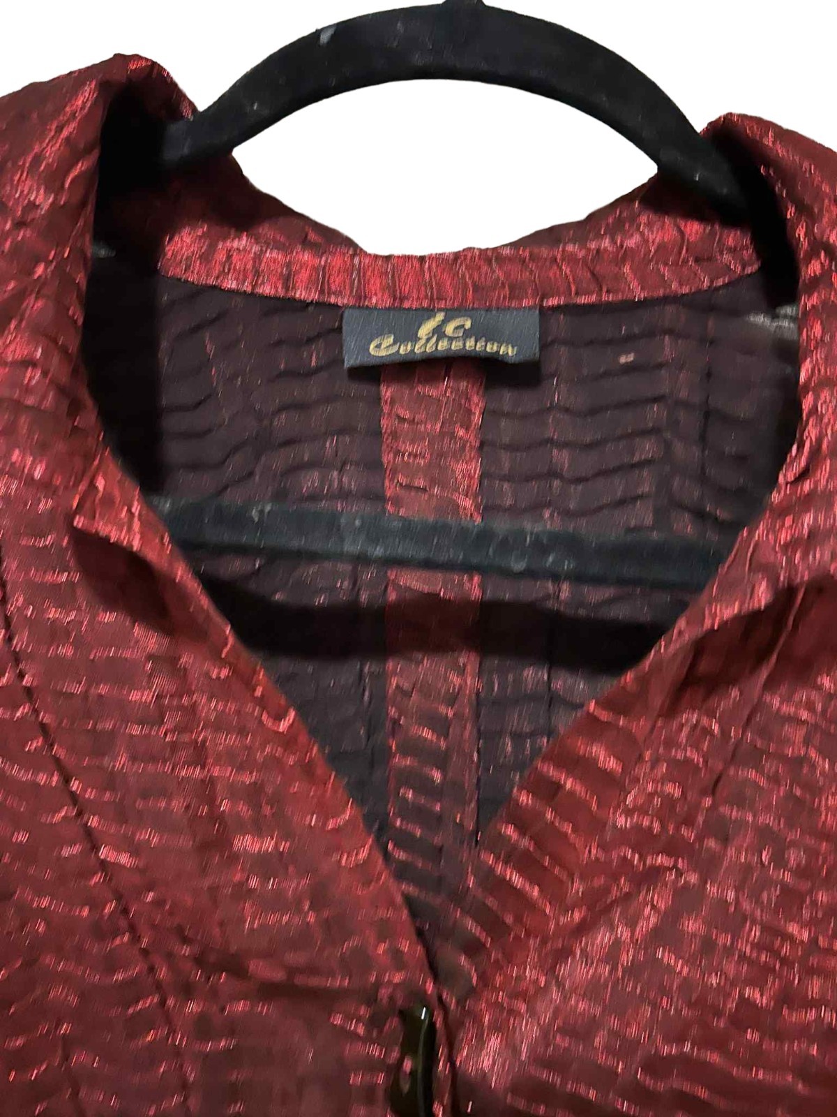 IC Collection button big button too red with blac… - image 2