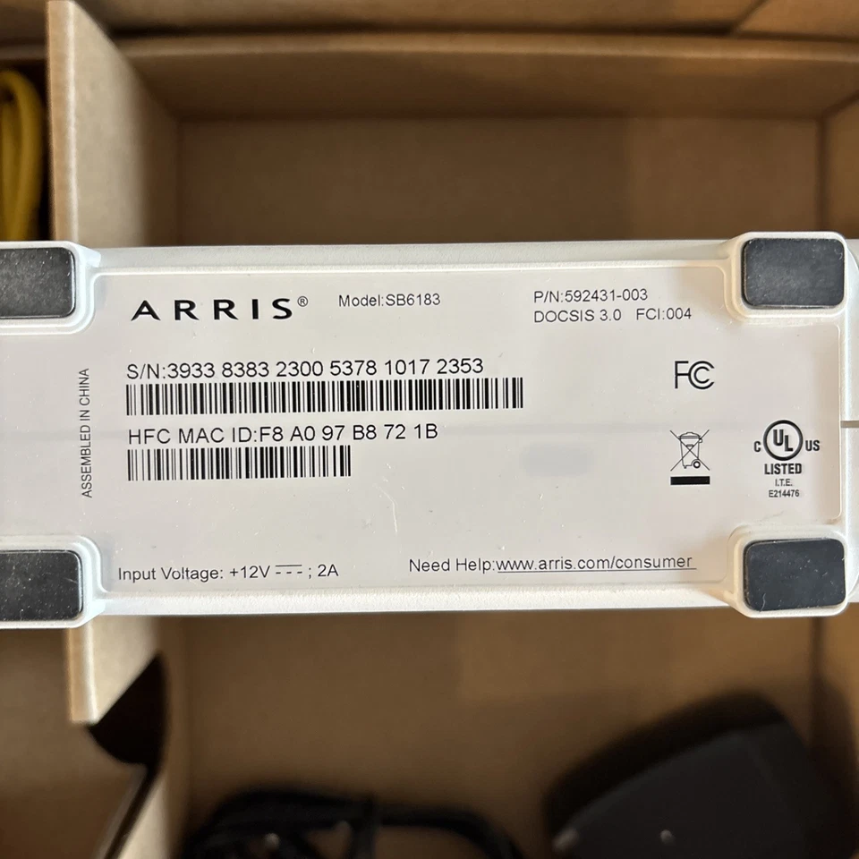 ARRIS SURFboard SB6183 DOCSIS 3.0 Cable Modem - White - Image 4 of 4