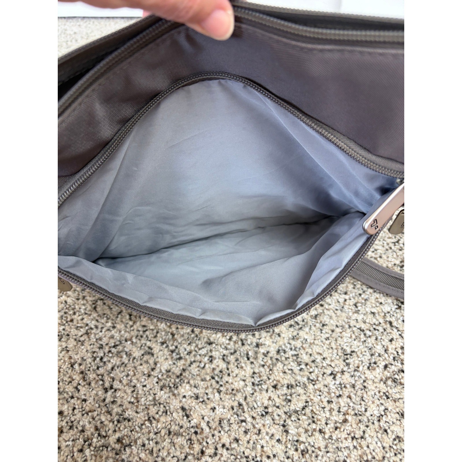 Bucket Gry Travelon Crossbody Bucket Bag Anti-Theft RFID Gray Travel Lock Zippers ...