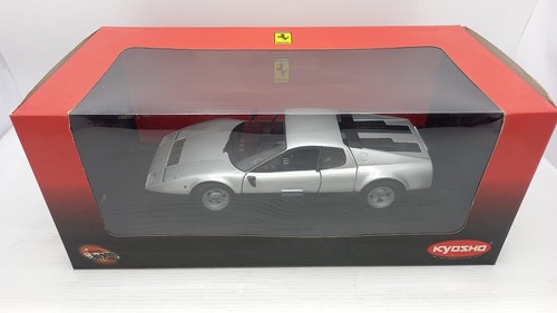 KYO08173S Kyosho Ferrari 365 GT4/BB 1/18 - Foto 5 di 6