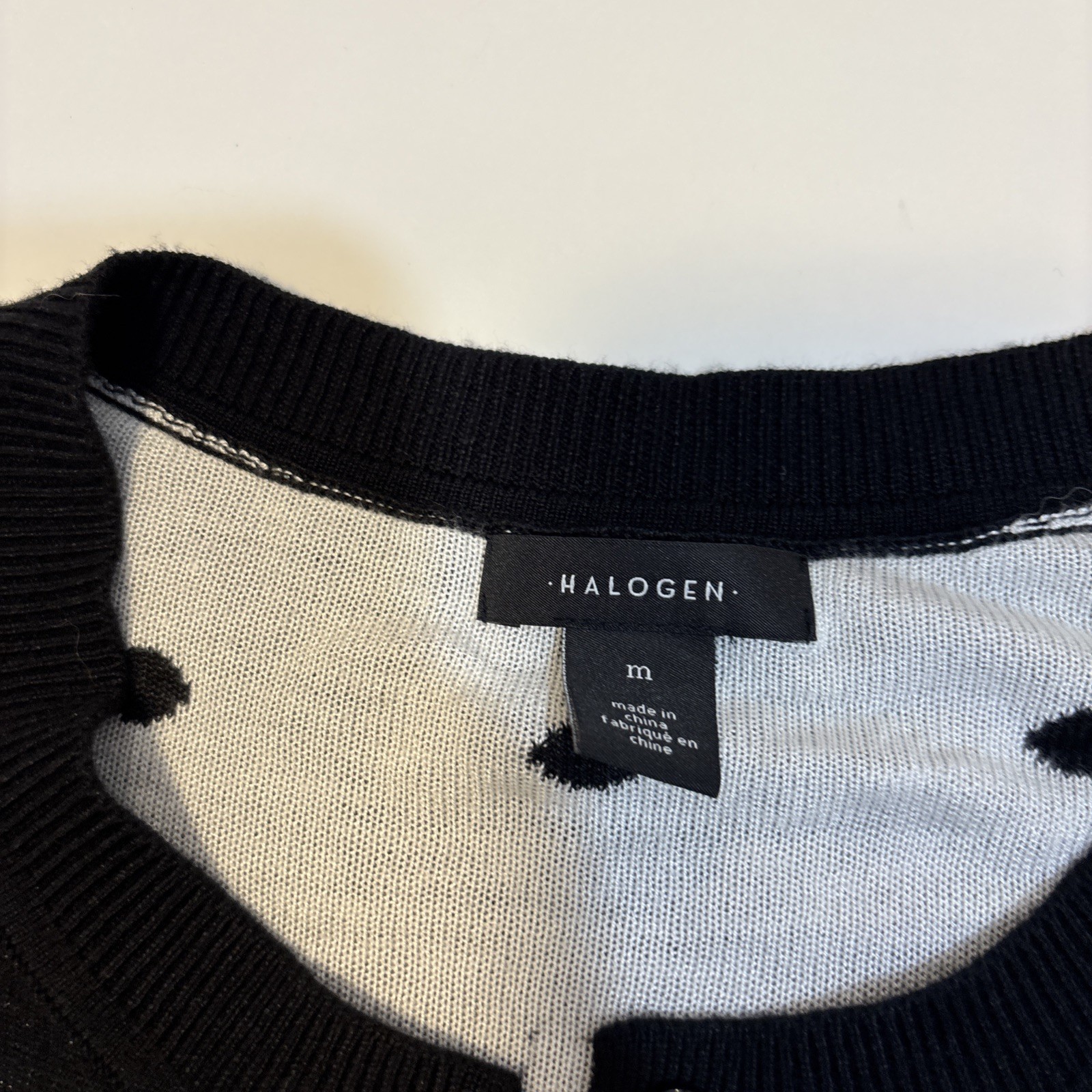 Halogen Women’s Sz Medium Solid Black Cardigan  V… - image 3