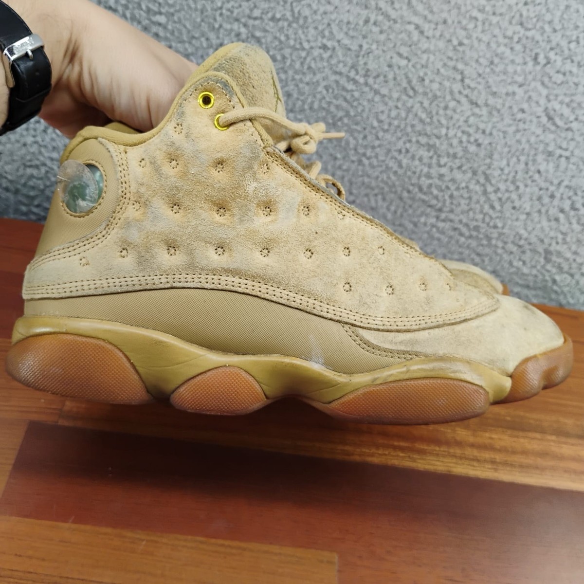 Air Jordan 13 ベージュ シューズ(男性用) Mens Air Jordan 13 Retro Wheat Brown Size 8 BOTH SOLES NEED TO BE