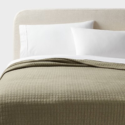 King Jersey Quilt Dark Olive Green Heather - Threshold: Cotton Knitted