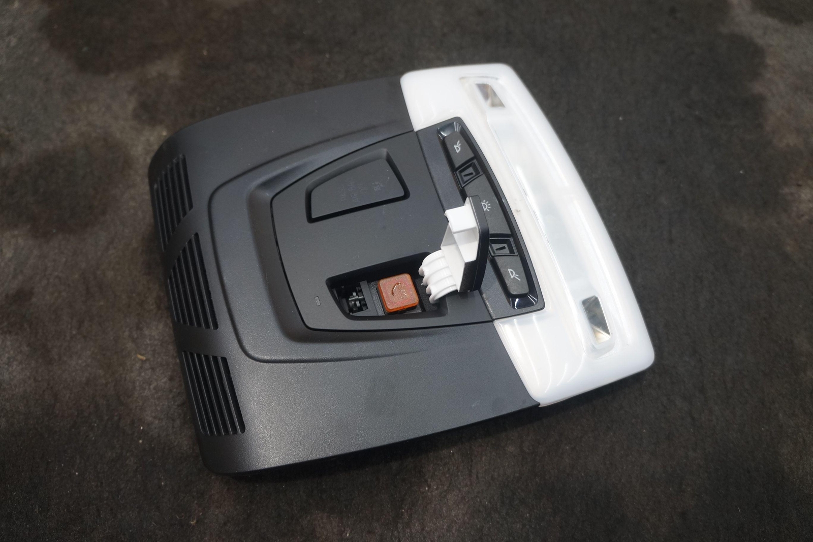 Overhead Roof Console Dome Light SOS Switch Black 61316820169 OEM BMW i8 2015