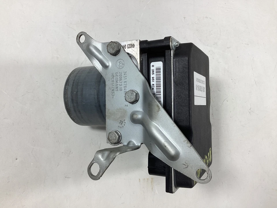 Bomba de freno antibloqueo BMW 328I XDRIVE ABS 2009-2016 676855002; 6860214 OEM. Foto 2 de 4