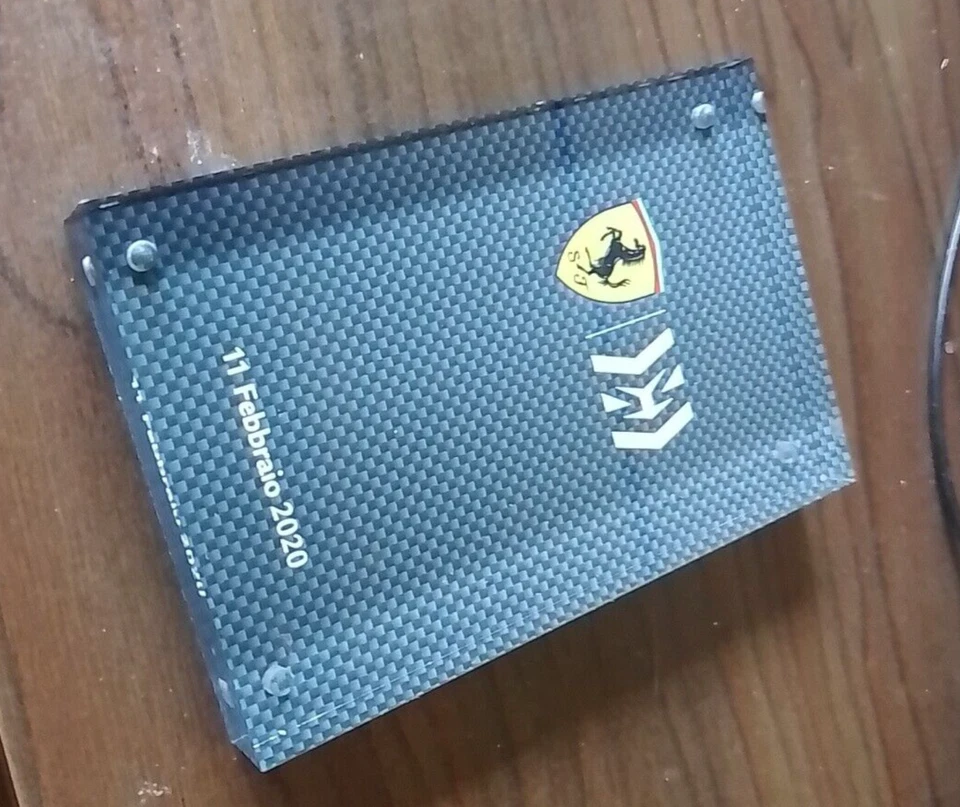 Placa FERRARI SF 1000 - 11 febrero 2020 - presentación oficial Ferrari SF1000 Foto 2 de 4