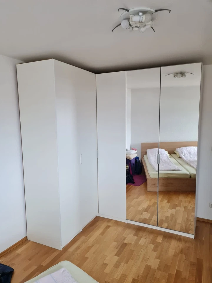 schrank schlafzimmer mit spiegel