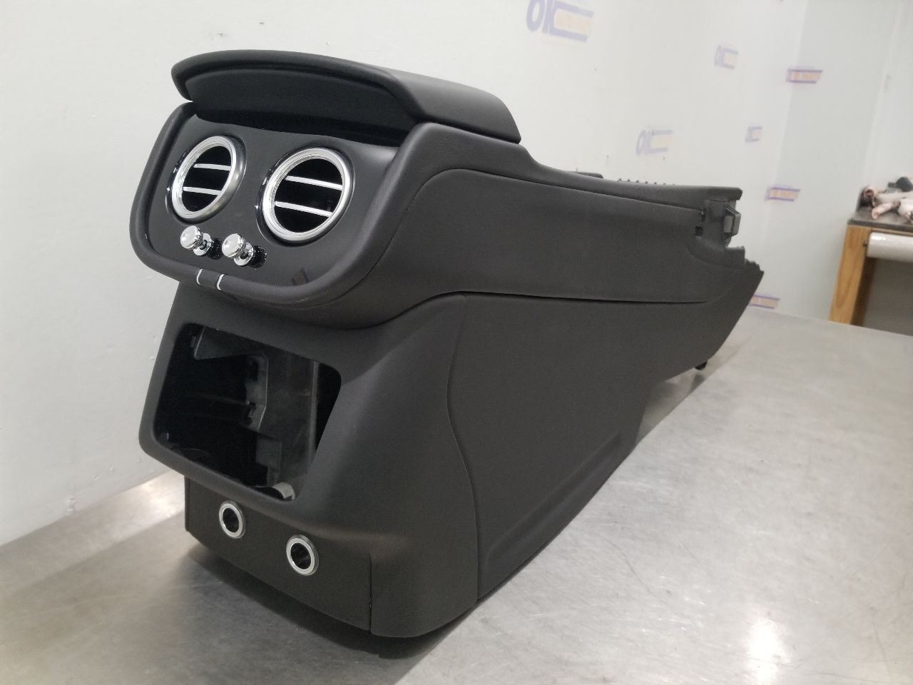 Bentley Bentayga Front Center console base Black P/N 36B863115A