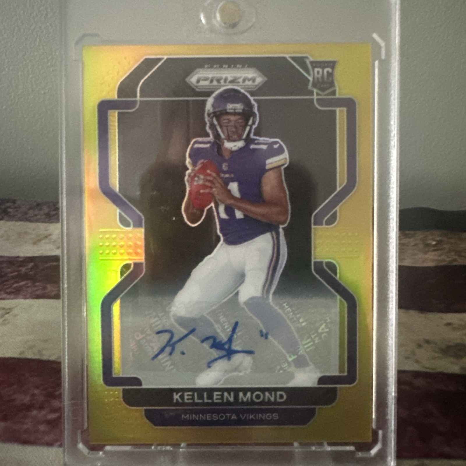 2021 Panini Prizm - Rookie Kellen Mond #351 True Gold Prizm Autographs /10