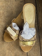 COACH ABELLA SIGNATURE SHOES Y2K SIZE 8.5 KHAKI GOLD HEELS NOS WITH BOX