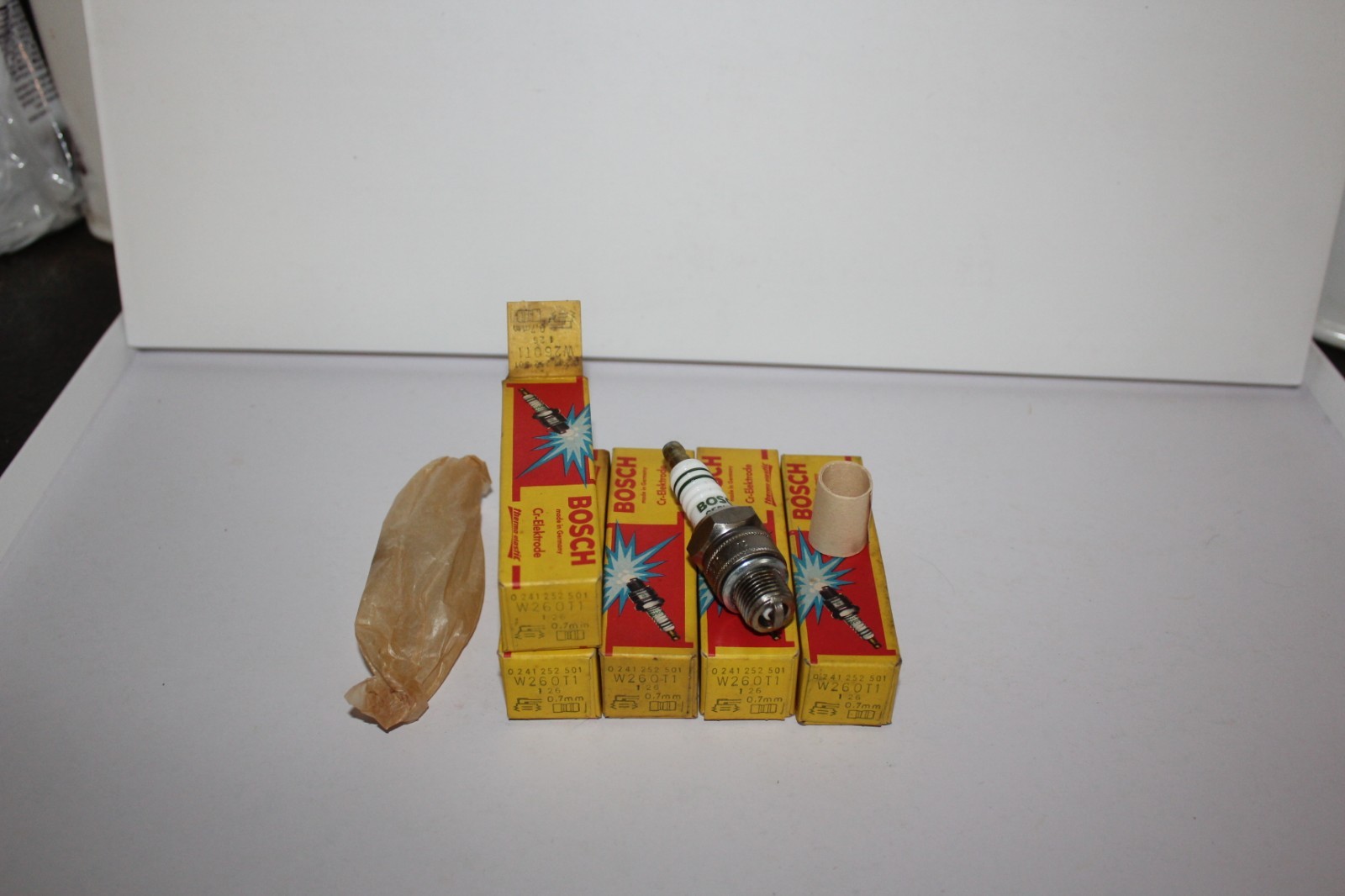 All 5 Five Vintage BOSCH Spark Plug W260T1 0241242501 Cr-Elektrode  0.7 mm