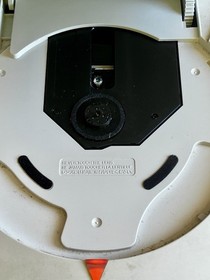 Sega Dreamcast Console  W/  2 Controllers, 1 Memory Card & Cables NOT WORKING